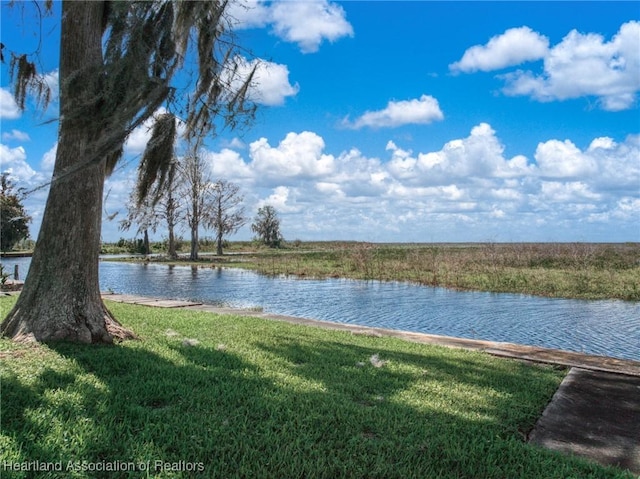 view of water feature