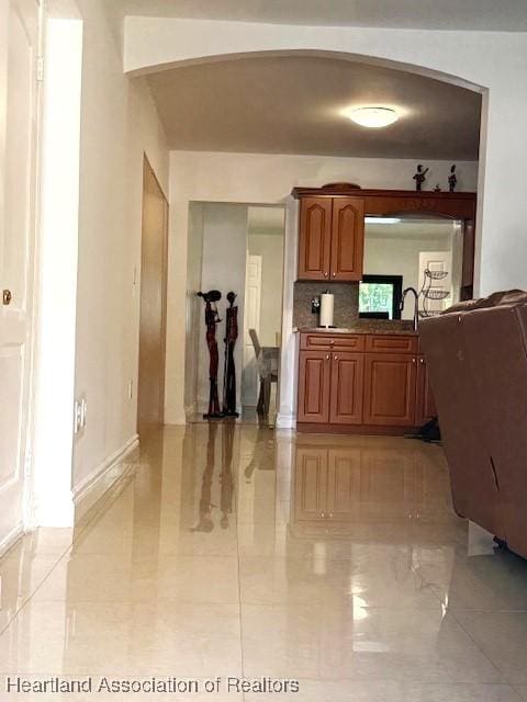 kitchen featuring sink