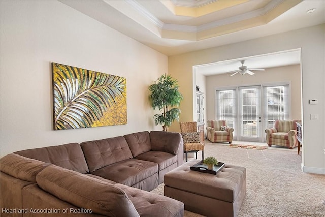 5220 Haw Rd, Sebring, FL 33875 - carpeted living area featuring crown molding and ceiling fan