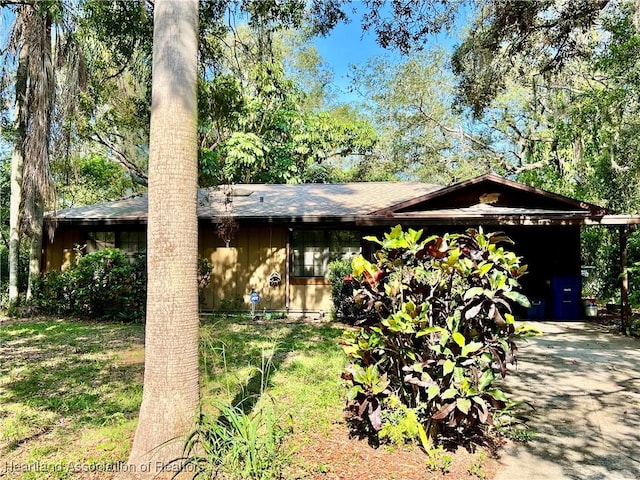 1801 Colmar Ave, Sebring, FL 33870 - view of front of home featuring driveway