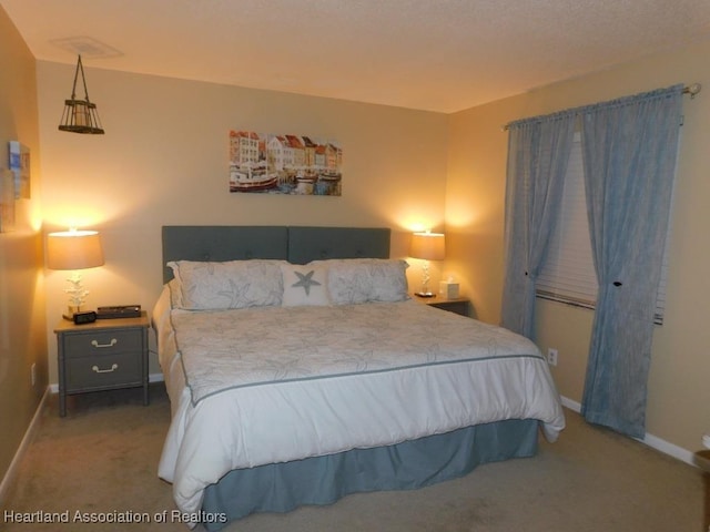 3513 Edgewater Dr, Sebring, FL 33872 - bedroom featuring baseboards and carpet flooring