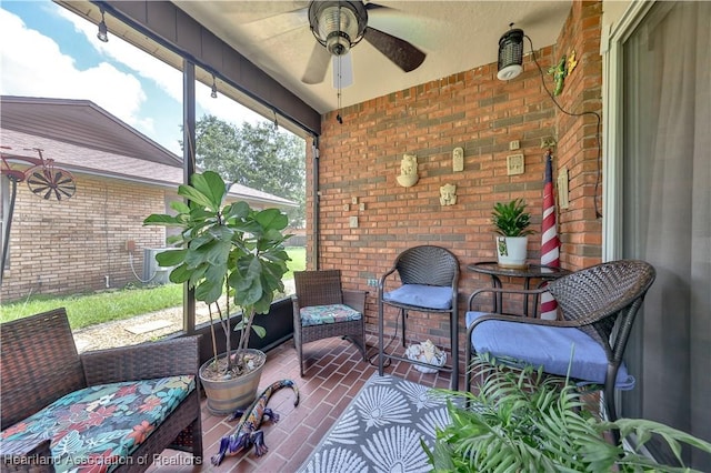 4212 Elson Ave, Sebring, FL 33875 - sunroom / solarium featuring a ceiling fan