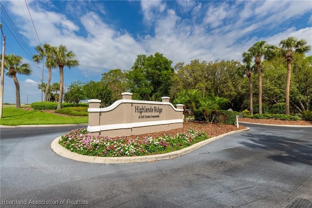 3108 Oakmont Dr, Avon Park, FL 33825 - view of community sign