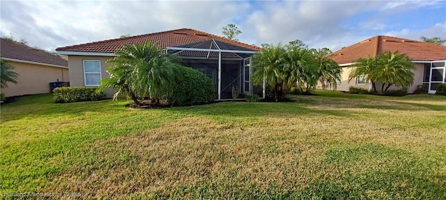 view of yard featuring a lanai