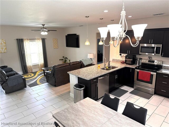 621 Palmdale Ave, Avon Park, FL 33825 - photo 7