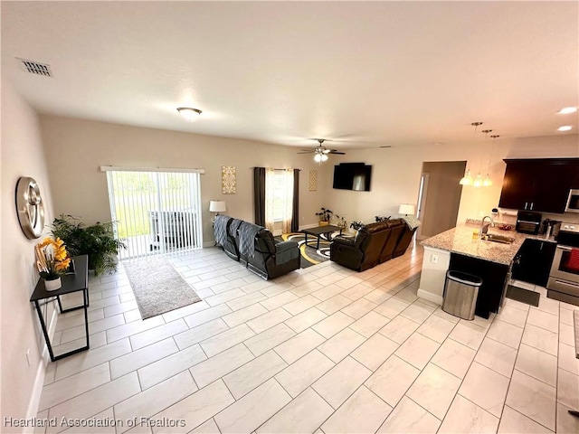 621 Palmdale Ave, Avon Park, FL 33825 - photo 11