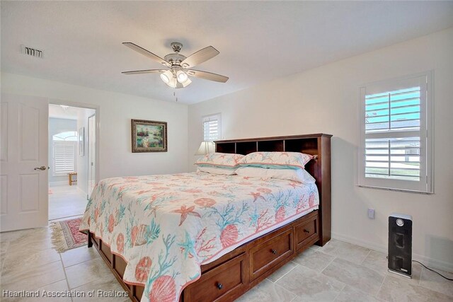 bedroom with ceiling fan