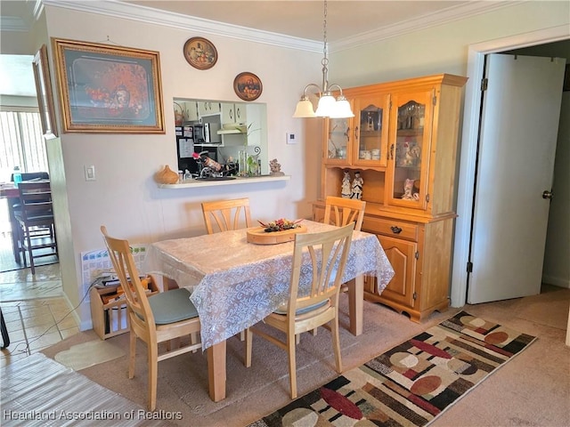 4618 Lafayette Ave, Sebring, FL 33875 - dining space featuring ornamental molding