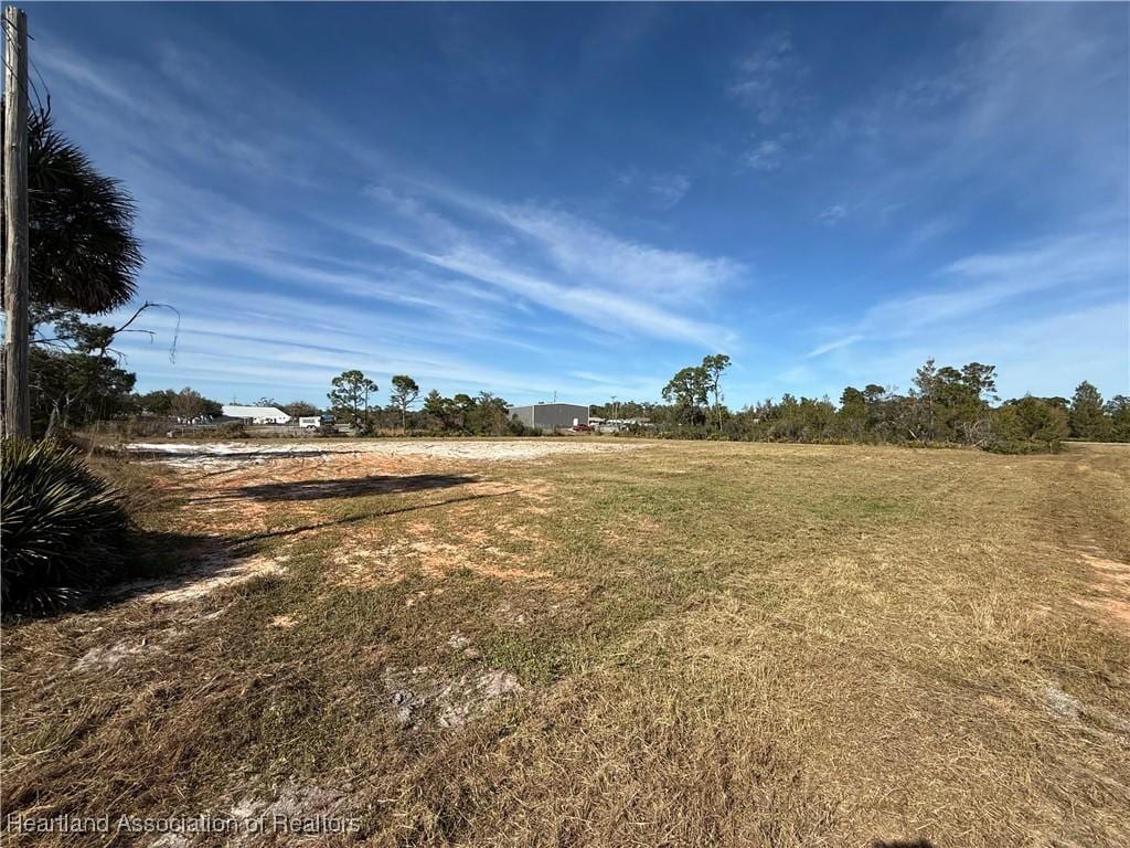 102 Peace Ave, Lake Placid, FL 33852 - photo 2
