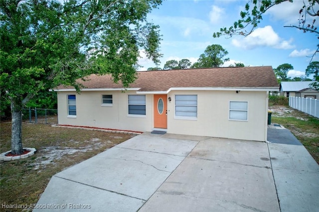 409 Citroen Dr, Sebring, FL 33872 - photo 1
