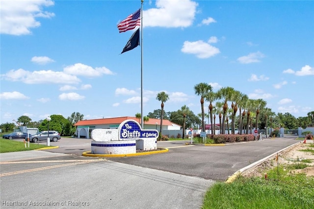 4773 Casablanca Cir Unit D22, Sebring, FL 33870 - view of street with curbs and traffic signs