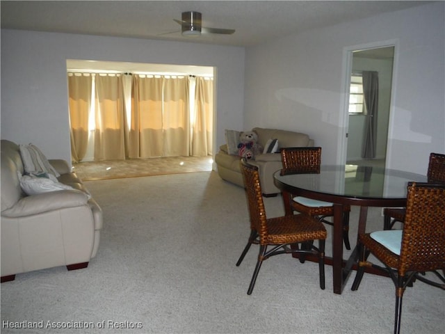 Listing photo 2 - caption unavailable
