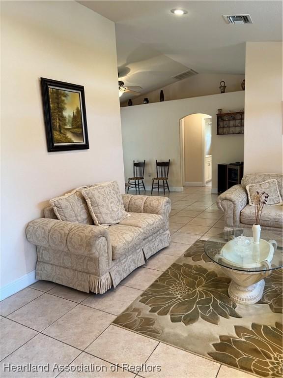 1071 Lake Carrie Dr, Lake Placid, FL 33852 - photo 3