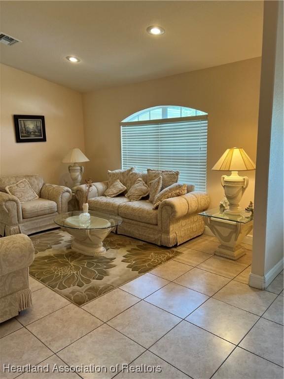 1071 Lake Carrie Dr, Lake Placid, FL 33852 - photo 2