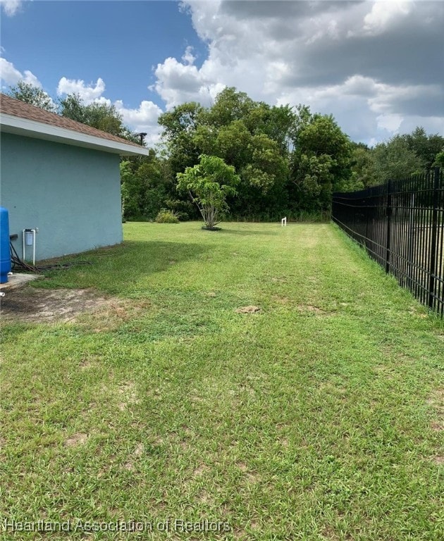 2010 W Royalton Rd, Avon Park, FL 33825 - view of yard