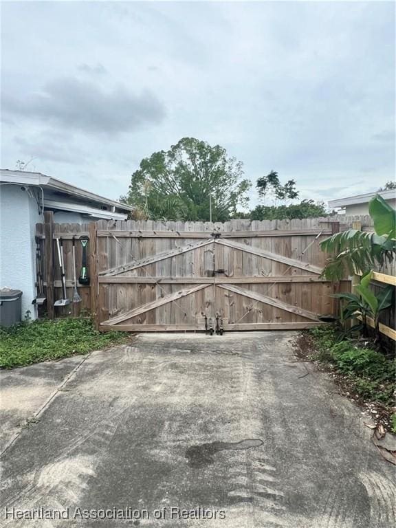 4340 Lagg Ave, Fort Myers, FL 33901 - photo 3