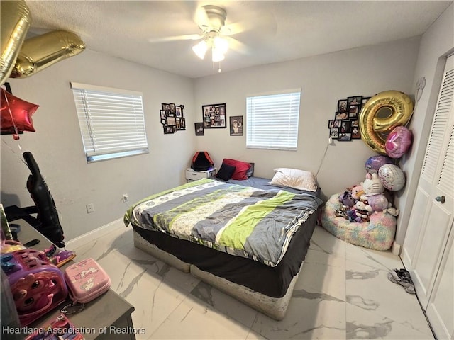 bedroom with ceiling fan