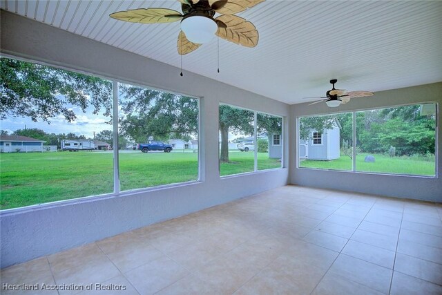 1465 Berwin Ave, Avon Park, FL 33825 - unfurnished sunroom with a ceiling fan