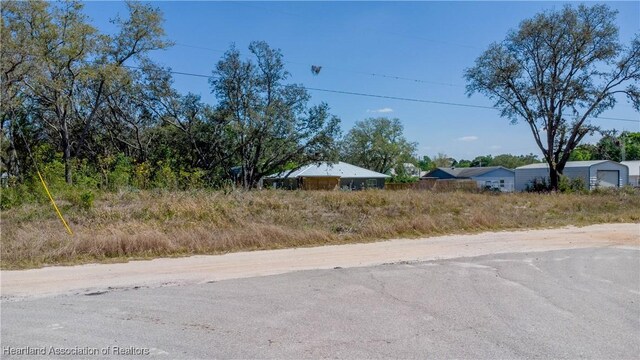 2556 N Johnson Rd, Avon Park, FL 33825 - photo 8