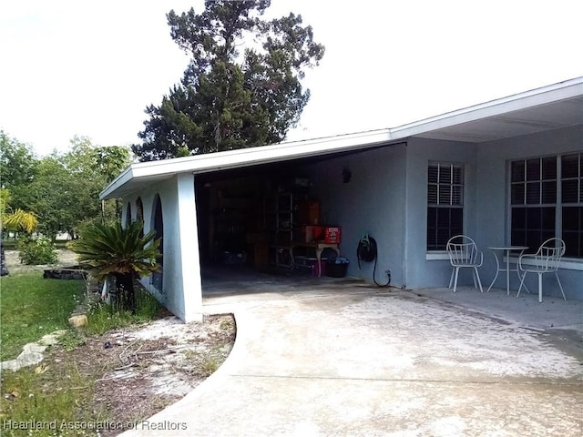 view of patio with driveway