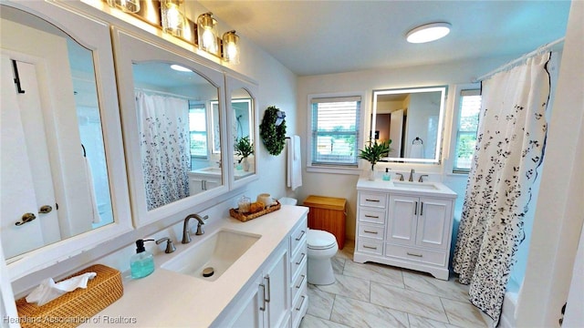 1244 Kelly Ct, Wauchula, FL 33873 - full bathroom with vanity, a shower with curtain, and marble finish floors