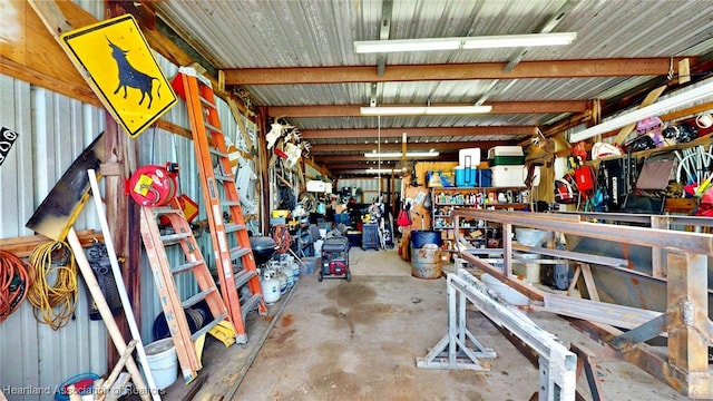 1244 Kelly Ct, Wauchula, FL 33873 - garage featuring a workshop area