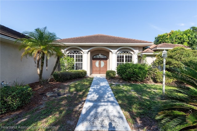 view of front of property