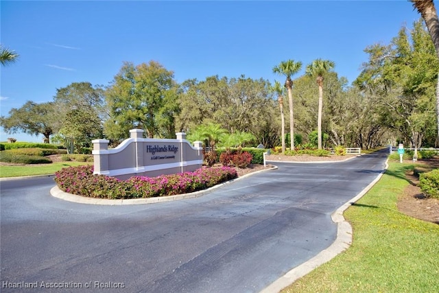 3171 E Pebble Dr, Avon Park, FL 33825 - view of community sign
