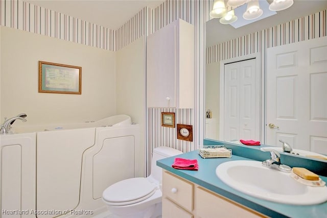 3171 E Pebble Dr, Avon Park, FL 33825 - full bath with a bath, wallpapered walls, toilet, vanity, and an inviting chandelier