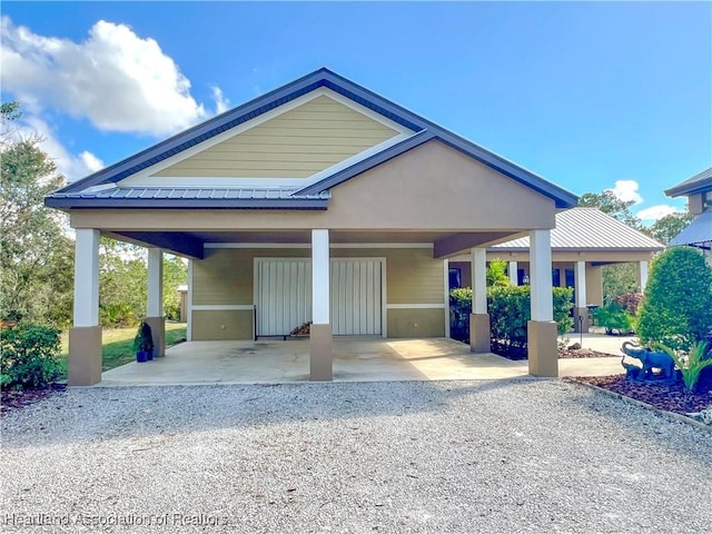 view of front of property