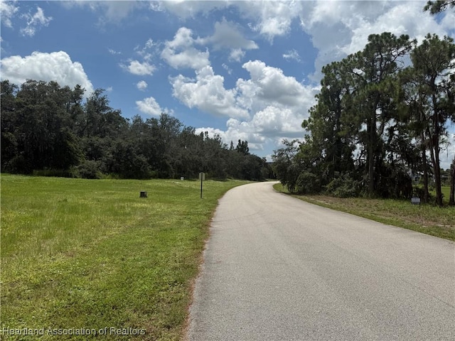 5052 Lake Regency Dr, Sebring, FL 33875