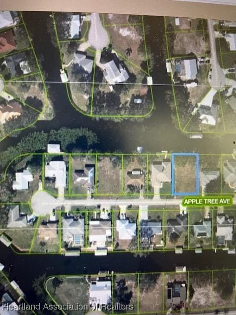125 Apple Tree Ave, Lake Placid, FL 33852