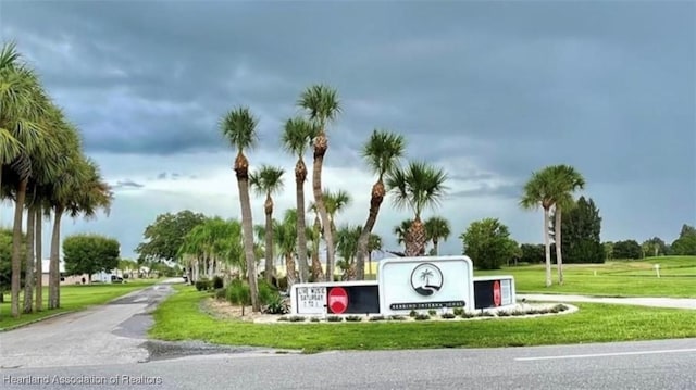 1015 Duane Palmer Blvd, Sebring, FL 33876 - community / neighborhood sign featuring a yard