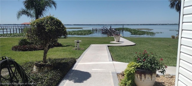 view of yard with a water view