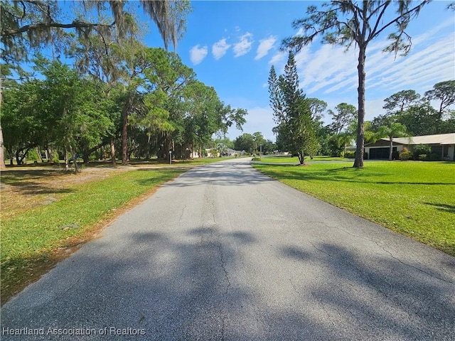 5933 Thunder Rd, Sebring, FL 33876