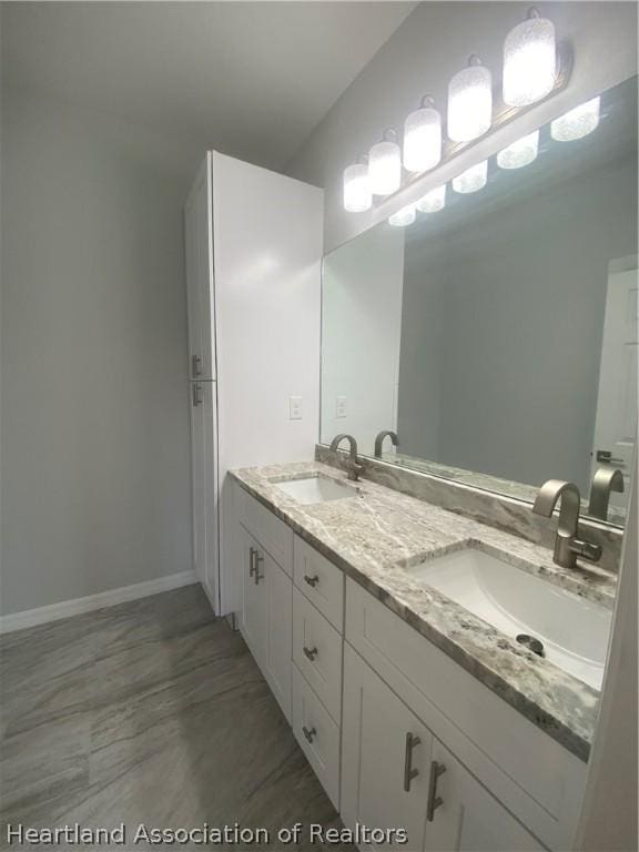 bathroom with vanity