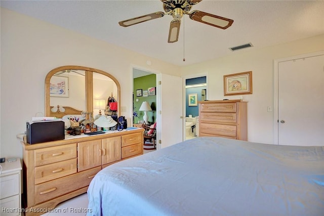 bedroom featuring a textured ceiling and ceiling fan