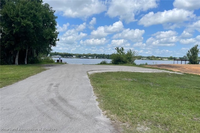 3040 Redwood Rd, Lake Placid, FL 33852
