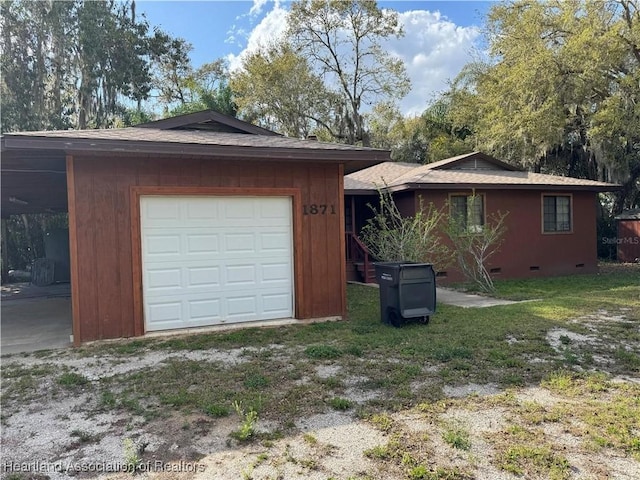 exterior space featuring dirt driveway