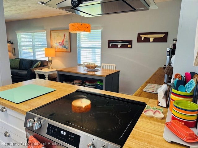 recreation room featuring hardwood / wood-style flooring