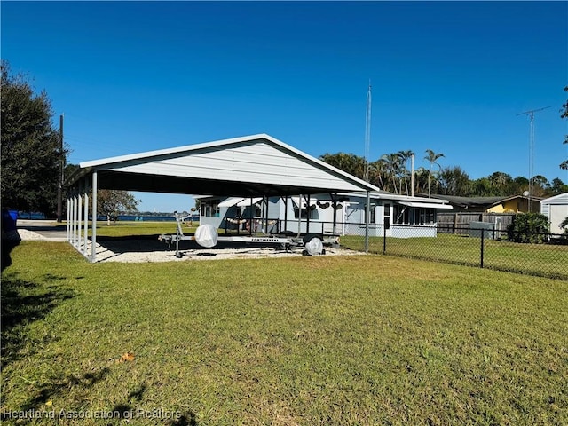 dock area featuring a yard