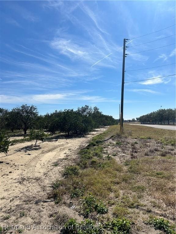 Listing photo 3 for 320 Sheriffs Tower Rd, Sebring FL 33870