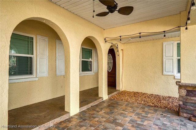 4334 E Kinsey Rd, Avon Park, FL 33825 - garage featuring metal wall and a workshop area