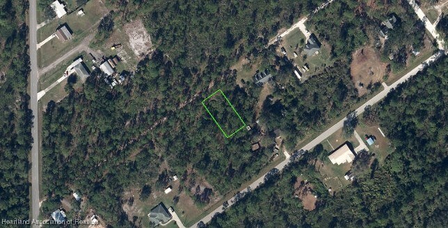 1015 Dearing St, Lake Placid, FL 33852 - photo 2