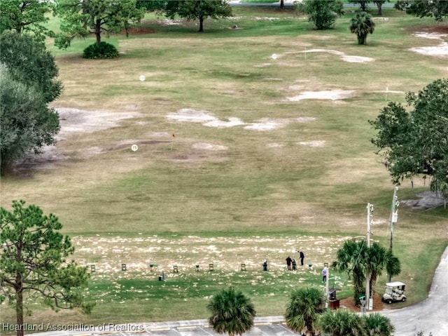 view of yard featuring a rural view