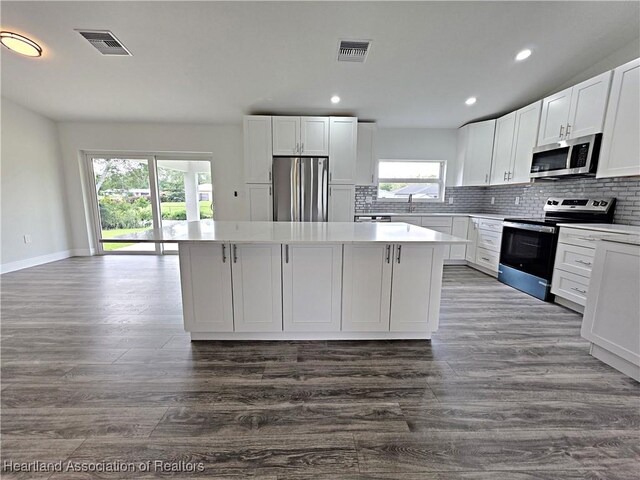 157 Mango Rd NE, Lake Placid, FL 33852 - photo 8