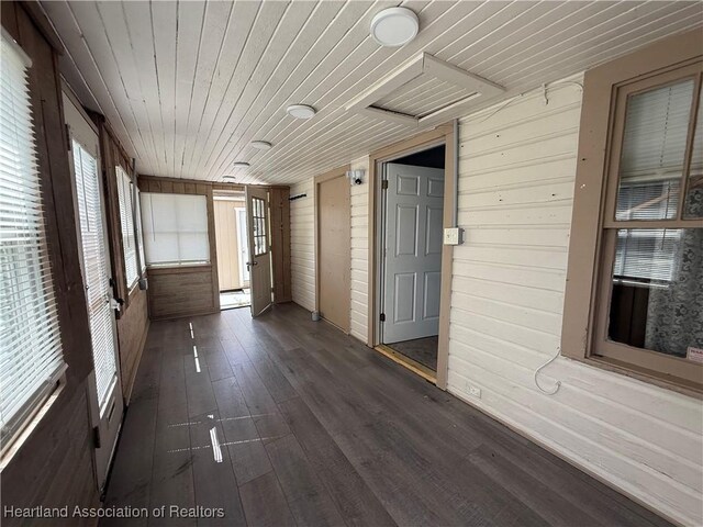 351 N Commerce Ave, Sebring, FL 33870 - view of unfurnished sunroom