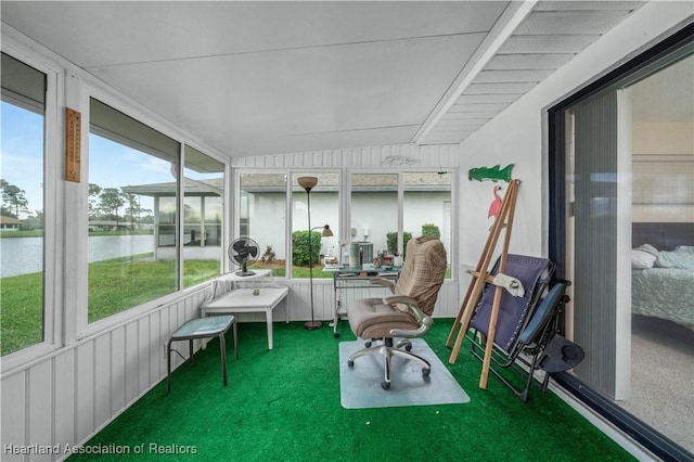 2407 Par Rd, Sebring, FL 33872 - sunroom / solarium featuring a water view
