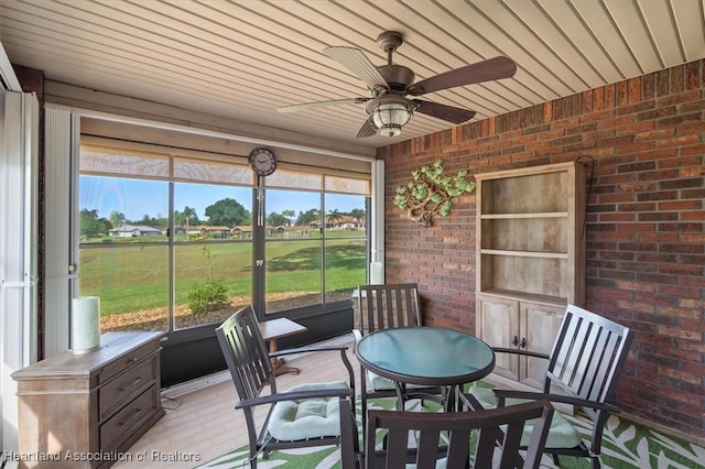4 Rosewood Dr N, Lake Placid, FL 33852 - sunroom featuring a ceiling fan and healthy amount of natural light
