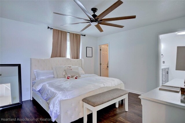 2200 W Geneva Rd, Avon Park, FL 33825 - bedroom featuring dark wood-type flooring, a ceiling fan, baseboards, and connected bathroom